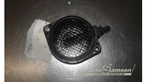 Gebruikte Luchtmassameter Hyundai Tucson (JM) 2.0 CRDi VGT 16V 4x2 Prijs € 75,00 Margeregeling aangeboden door Auto Samsen B.V.