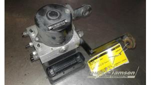 Gebruikte ABS Pomp Volvo V50 (MW) 1.8 16V Flexifuel Prijs € 100,00 Margeregeling aangeboden door Auto Samsen B.V.