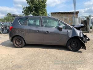 Gebruikte Portier 4Deurs rechts-voor Opel Meriva 1.4 Turbo 16V ecoFLEX Prijs € 200,00 Margeregeling aangeboden door Auto Samsen B.V.
