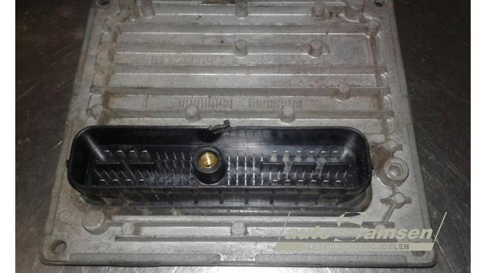 Gebruikte Computer Motormanagement Ford Fiesta 5 (JD/JH) 1.3 Prijs € 75,00 Margeregeling aangeboden door Auto Samsen B.V.