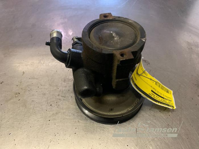 Gebruikte Pomp Servo Fiat Doblo Cargo (223) 1.9 JTD Prijs € 50,00 Margeregeling aangeboden door Auto Samsen B.V.