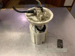 Gebruikte Tank element Pomp Ford Focus 3 Wagon 1.6 Ti-VCT 16V 105 Prijs € 75,00 Margeregeling aangeboden door Auto Samsen B.V.