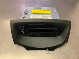 Gebruikte Radio Ford Ka II 1.2 Prijs € 100,00 Margeregeling aangeboden door Auto Samsen B.V.