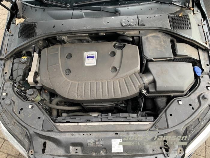 Gebruikte Versnellingsbak Volvo V70 (BW) 2.0 D3 20V Prijs € 500,00 Margeregeling aangeboden door Auto Samsen B.V.