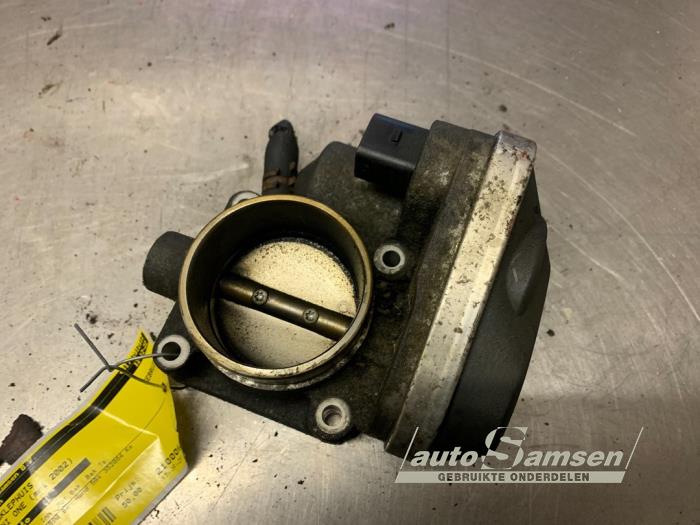 Gebruikte Gasklephuis BMW Mini (R50/53) 1.6 16V Cooper Prijs € 40,00 Margeregeling aangeboden door Auto Samsen B.V.