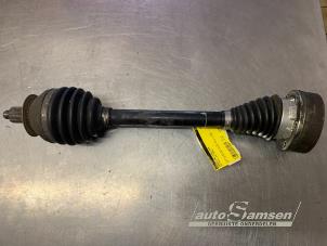 Gebruikte Cardanas links-voor (VWA) Volkswagen Polo V (6R) 1.2 TSI 16V BlueMotion Technology Prijs € 50,00 Margeregeling aangeboden door Auto Samsen B.V.