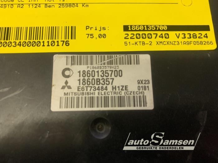 Computer Motormanagement van een Mitsubishi Colt (Z2/Z3) 1.1 12V 2010