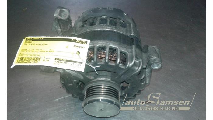 Gebruikte Dynamo Volvo S40 (MS) 2.0 D3 20V Prijs € 85,00 Margeregeling aangeboden door Auto Samsen B.V.