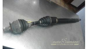 Gebruikte Cardanas rechts-voor (VWA) Volvo S40 (MS) 2.0 D3 20V Prijs € 75,00 Margeregeling aangeboden door Auto Samsen B.V.