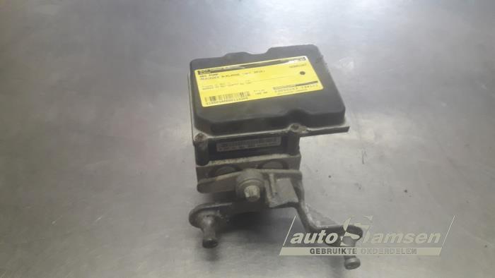 Gebruikte ABS Pomp Mercedes A (W169) 2.0 A-160 CDI 16V Prijs € 100,00 Margeregeling aangeboden door Auto Samsen B.V.