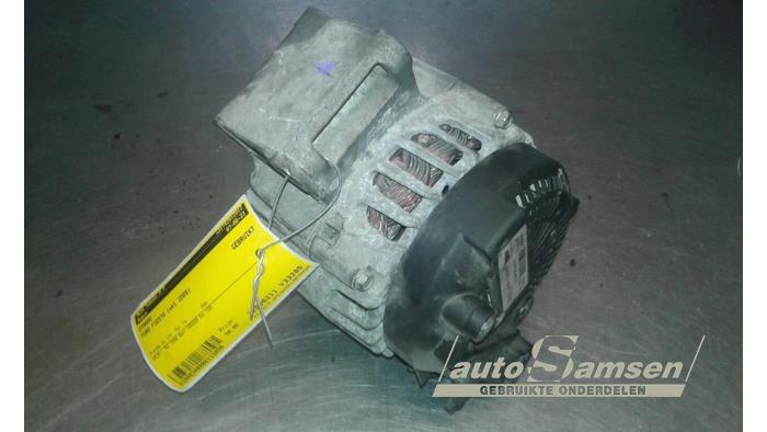 Gebruikte Dynamo Ford Fiesta 6 (JA8) 1.6 16V Sport Prijs € 50,00 Margeregeling aangeboden door Auto Samsen B.V.
