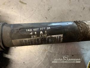 Gebruikte Aandrijfas links-voor Seat Leon (1P1) 1.4 TSI 16V Prijs € 75,00 Margeregeling aangeboden door Auto Samsen B.V.