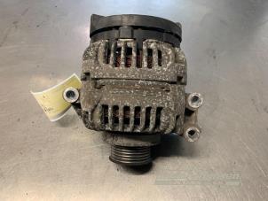 Gebruikte Dynamo Renault Clio II (BB/CB) 1.6 16V Prijs € 40,00 Margeregeling aangeboden door Auto Samsen B.V.