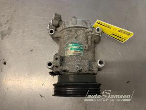 Gebruikte Aircopomp Renault Clio II (BB/CB) 1.6 16V Prijs € 75,00 Margeregeling aangeboden door Auto Samsen B.V.