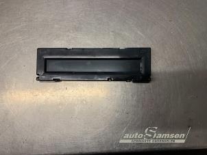 Gebruikte Display Interieur Opel Meriva 1.4 Turbo 16V ecoFLEX Prijs € 50,00 Margeregeling aangeboden door Auto Samsen B.V.