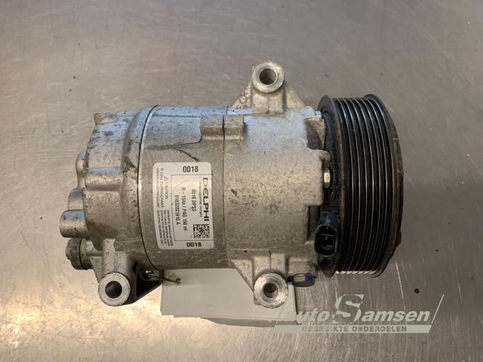 Gebruikte Aircopomp Renault Scénic II (JM) 2.0 16V Prijs € 65,00 Margeregeling aangeboden door Auto Samsen B.V.