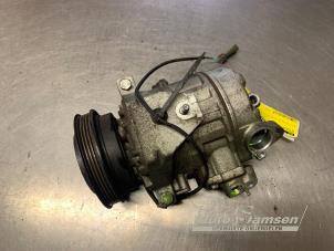 Gebruikte Aircopomp Volkswagen Passat (3B3) 2.0 20V Prijs € 75,00 Margeregeling aangeboden door Auto Samsen B.V.