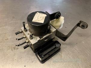 Gebruikte ABS Pomp Ford Focus 3 Wagon 1.6 TDCi ECOnetic Prijs € 150,00 Margeregeling aangeboden door Auto Samsen B.V.