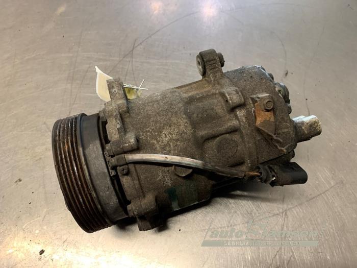 Gebruikte Aircopomp Volkswagen Caddy III (2KA,2KH,2CA,2CH) 2.0 SDI Prijs € 75,00 Margeregeling aangeboden door Auto Samsen B.V.