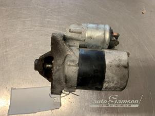 Gebruikte Startmotor Renault Clio III (BR/CR) 1.2 16V 75 Prijs € 40,00 Margeregeling aangeboden door Auto Samsen B.V.