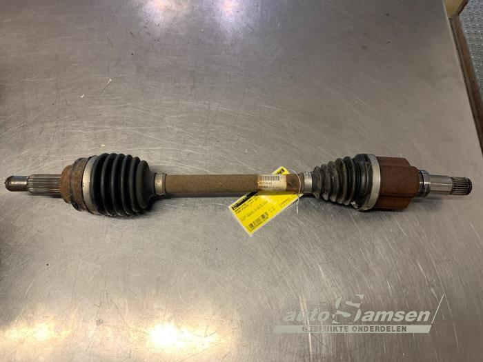 Gebruikte Steekas links-voor Ford Fiesta 6 (JA8) 1.0 SCI 12V 80 Prijs € 75,00 Margeregeling aangeboden door Auto Samsen B.V.