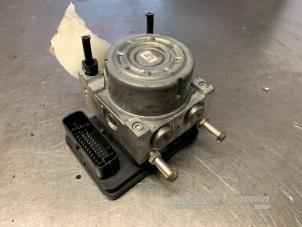 Gebruikte ABS Pomp Kia Picanto (JA) 1.0 12V Prijs € 150,00 Margeregeling aangeboden door Auto Samsen B.V.