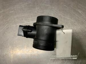 Gebruikte Luchthoeveelheidsmeter BMW 1 serie (E87/87N) 116i 1.6 16V Prijs € 75,00 Margeregeling aangeboden door Auto Samsen B.V.
