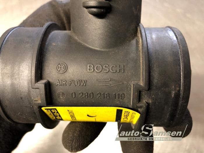Luchthoeveelheidsmeter van een Opel Meriva 1.4 16V Twinport 2006