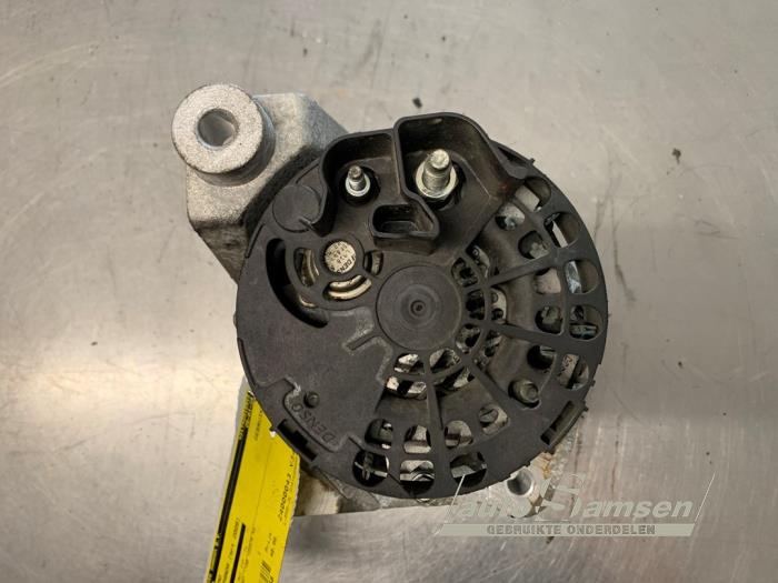 Dynamo van een Fiat Panda (169) 1.1 Fire 2009