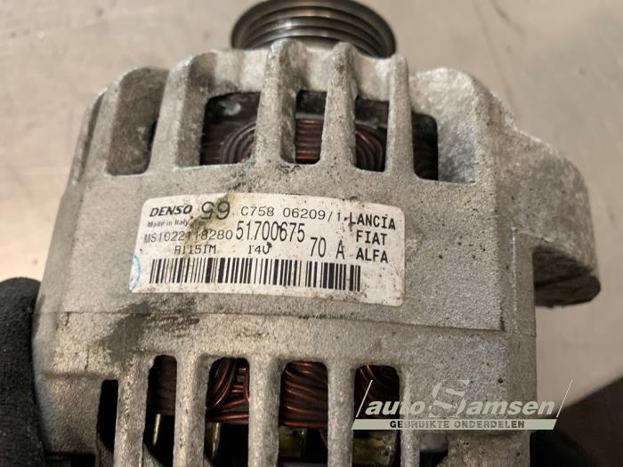 Dynamo van een Fiat Panda (169) 1.1 Fire 2009