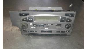 Gebruikte Radio Nissan Primera (P11) 2.0 16V Prijs € 50,00 Margeregeling aangeboden door Auto Samsen B.V.