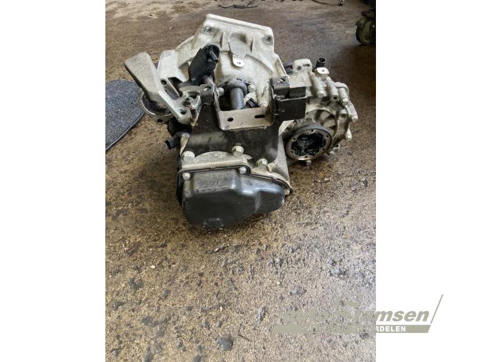 Gebruikte Versnellingsbak Volkswagen Polo V (6R) 1.2 TDI 12V BlueMotion Prijs € 250,00 Margeregeling aangeboden door Auto Samsen B.V.