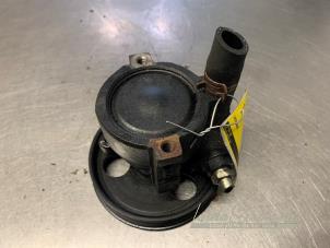 Gebruikte Servopomp Dacia Sandero I (BS) 1.4 Prijs € 50,00 Margeregeling aangeboden door Auto Samsen B.V.