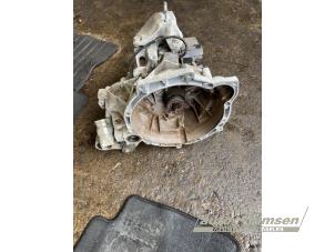 Gebruikte Versnellingsbak Ford Fiesta 6 (JA8) 1.25 16V Prijs € 350,00 Margeregeling aangeboden door Auto Samsen B.V.