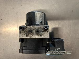 Gebruikte ABS Pomp Ford Fiesta 6 (JA8) 1.0 Ti-VCT 12V 65 Prijs € 175,00 Margeregeling aangeboden door Auto Samsen B.V.