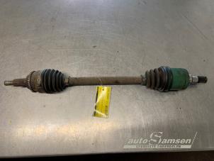 Gebruikte Aandrijfas links-voor Suzuki Swift (ZA/ZC/ZD1/2/3/9) 1.3 VVT 16V Prijs € 40,00 Margeregeling aangeboden door Auto Samsen B.V.