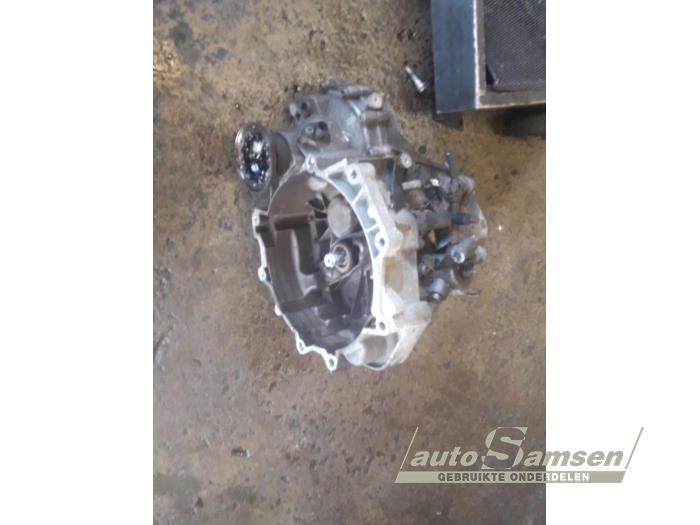 Gebruikte Versnellingsbak Volkswagen Polo V (6R) 1.2 TSI Prijs € 300,00 Margeregeling aangeboden door Auto Samsen B.V.