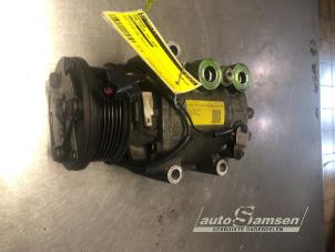 Gebruikte Pomp Airco Ford Fiesta 5 (JD/JH) 1.3 Prijs € 35,00 Margeregeling aangeboden door Auto Samsen B.V.