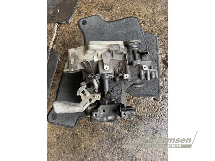 Gebruikte Versnellingsbak Volkswagen Polo V (6R) 1.2 TDI 12V BlueMotion Prijs € 250,00 Margeregeling aangeboden door Auto Samsen B.V.