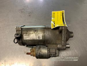 Gebruikte Startmotor Volvo V60 Cross Country I (FZ) 2.0 D4 16V Prijs € 75,00 Margeregeling aangeboden door Auto Samsen B.V.