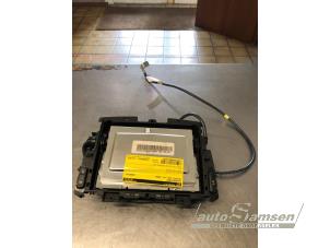 Gebruikte Display Interieur Peugeot 308 (4A/C) 1.6 VTI 16V Prijs € 100,00 Margeregeling aangeboden door Auto Samsen B.V.