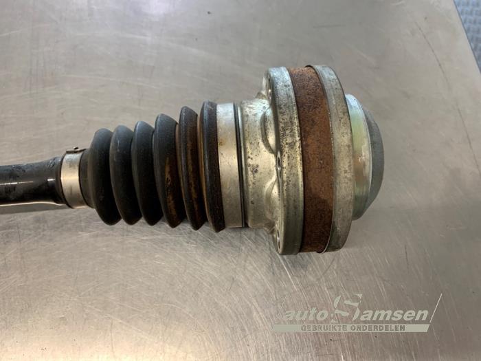 Aandrijfas rechts-voor van een Volkswagen Passat (3G2) 1.4 TSI 16V 2017