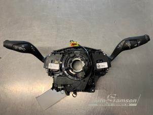 Gebruikte Licht + Raw Schakelaar Ford Kuga II (DM2) 1.5 EcoBoost 16V 150 Prijs € 100,00 Margeregeling aangeboden door Auto Samsen B.V.