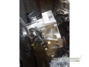 Gebruikte Versnellingsbak Volkswagen Fox (5Z) 1.2 Prijs € 250,00 Margeregeling aangeboden door Auto Samsen B.V.