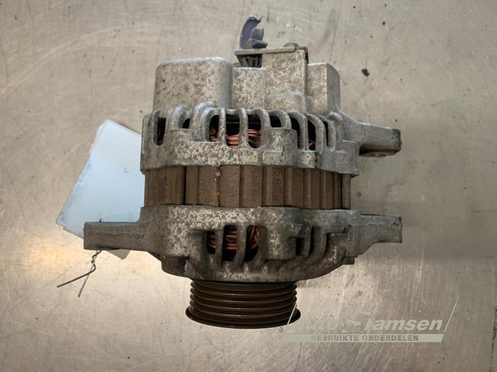 Dynamo van een Honda Civic (FK/FN) 1.4 i-Dsi 2007