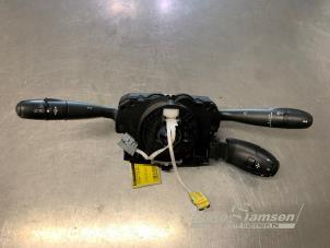 Gebruikte Combischakelaar Stuurkolom Peugeot Partner (GC/GF/GG/GJ/GK) 1.6 HDI 75 Phase 1 Prijs € 75,00 Margeregeling aangeboden door Auto Samsen B.V.