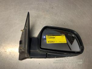 Gebruikte Buitenspiegel rechts Hyundai Tucson (JM) 2.0 16V CVVT 4x2 Prijs € 40,00 Margeregeling aangeboden door Auto Samsen B.V.