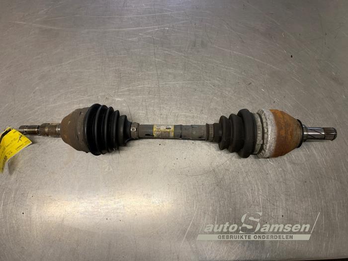 Gebruikte Steekas links-voor Opel Meriva (B) 1.4 Turbo 16V ecoFLEX Prijs € 75,00 Margeregeling aangeboden door Auto Samsen B.V.