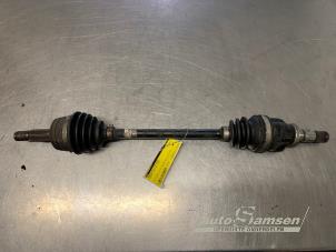 Gebruikte Steekas links-voor Peugeot 108 1.0 12V Prijs € 50,00 Margeregeling aangeboden door Auto Samsen B.V.