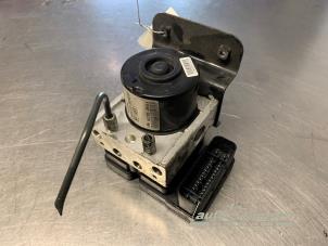 Gebruikte ABS Pomp Toyota Yaris II (P9) 1.3 16V VVT-i Prijs € 75,00 Margeregeling aangeboden door Auto Samsen B.V.